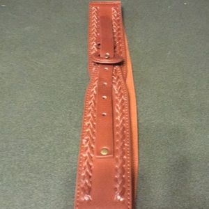 Belt leather / never worn